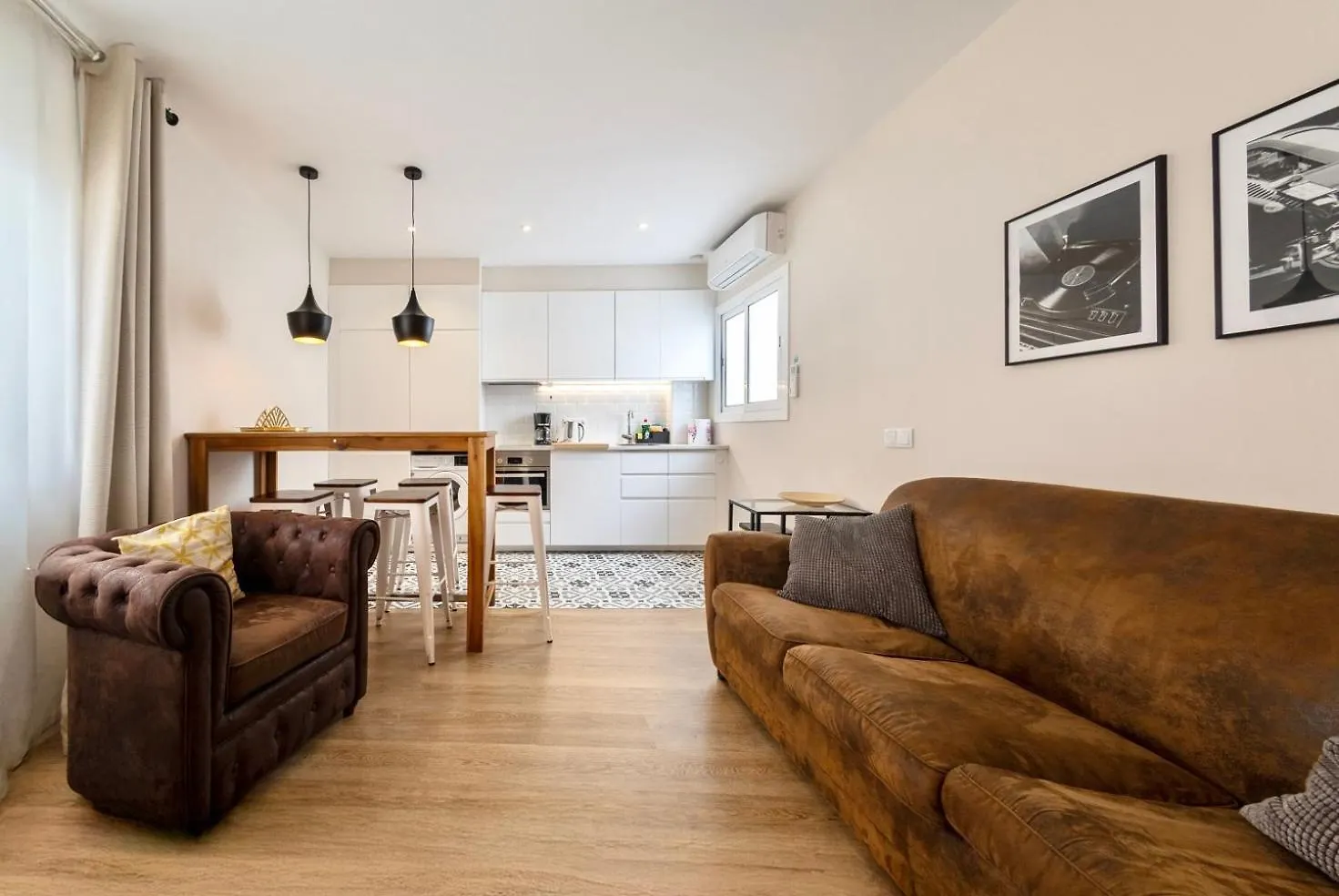 Madremia Barcelona Apartments L'Hospitalet de Llobregat 0*,  Spain