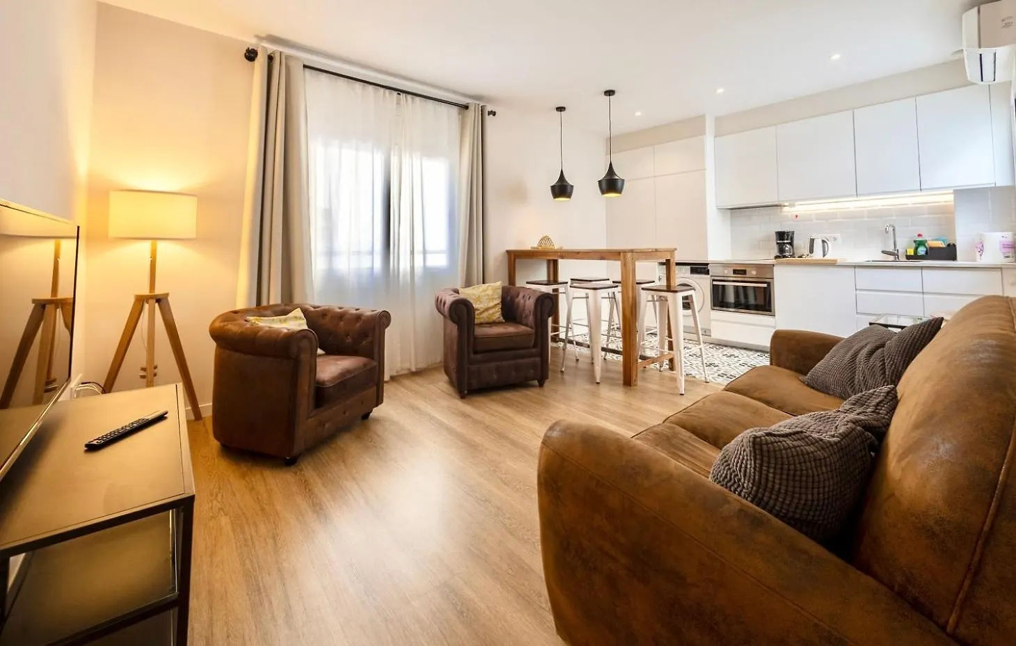 Madremia Barcelona Apartments location